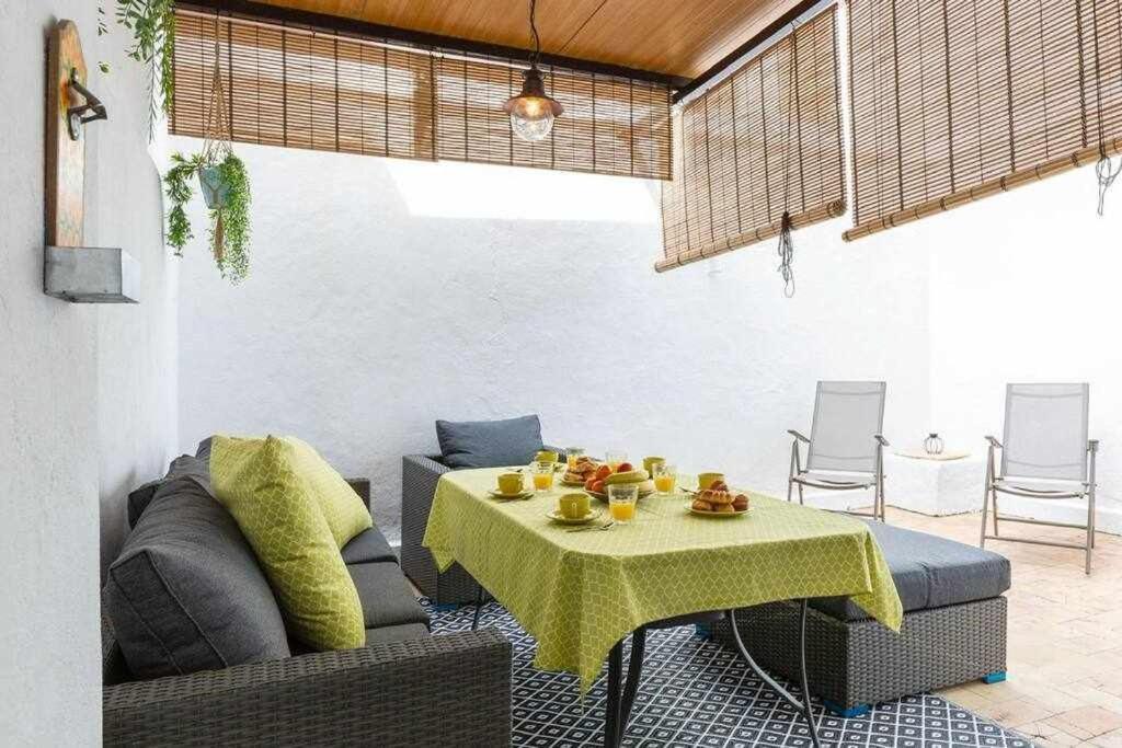Monkeys Apartments Betis Chill Out Севилья Экстерьер фото